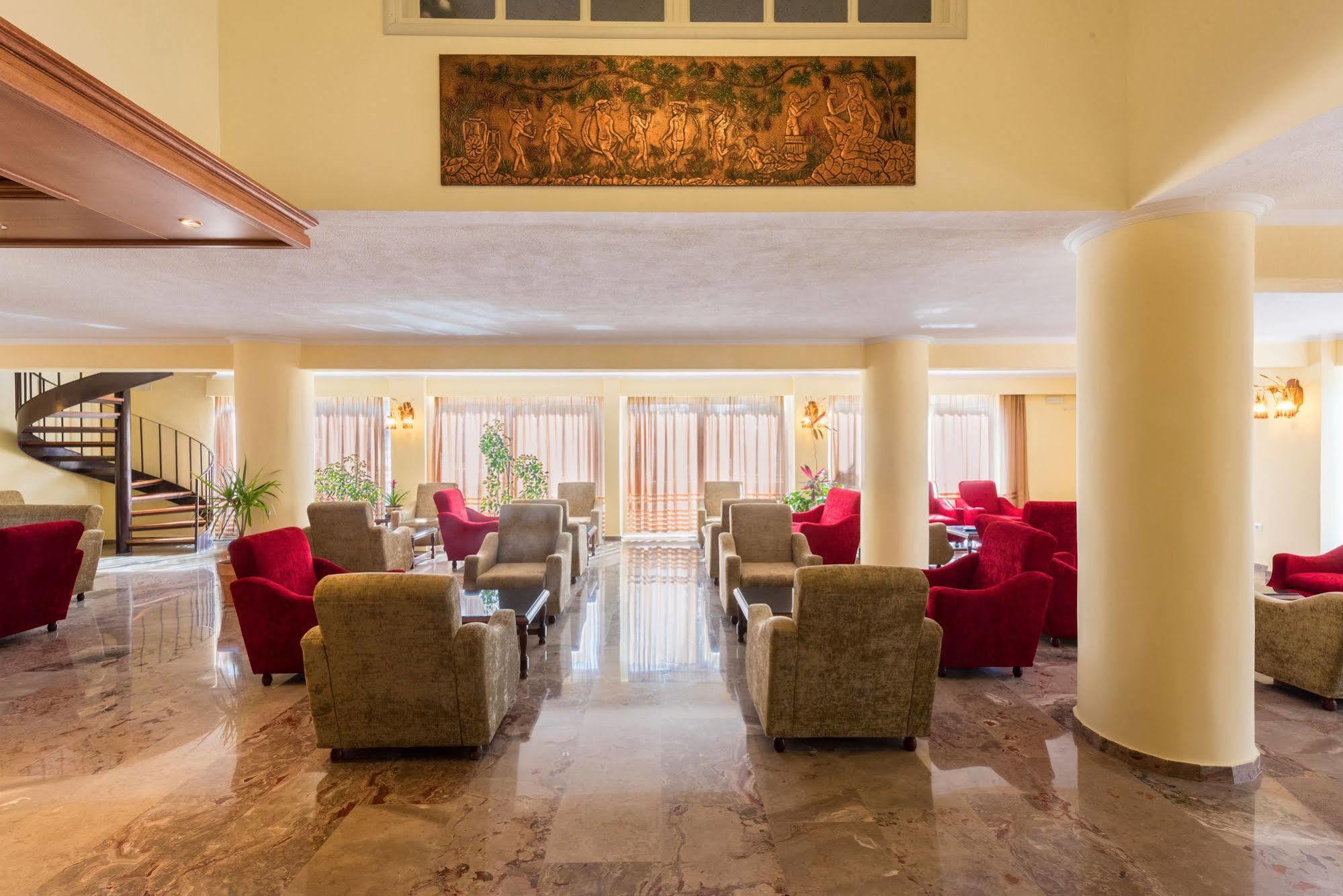 Sunset Hotel 3*